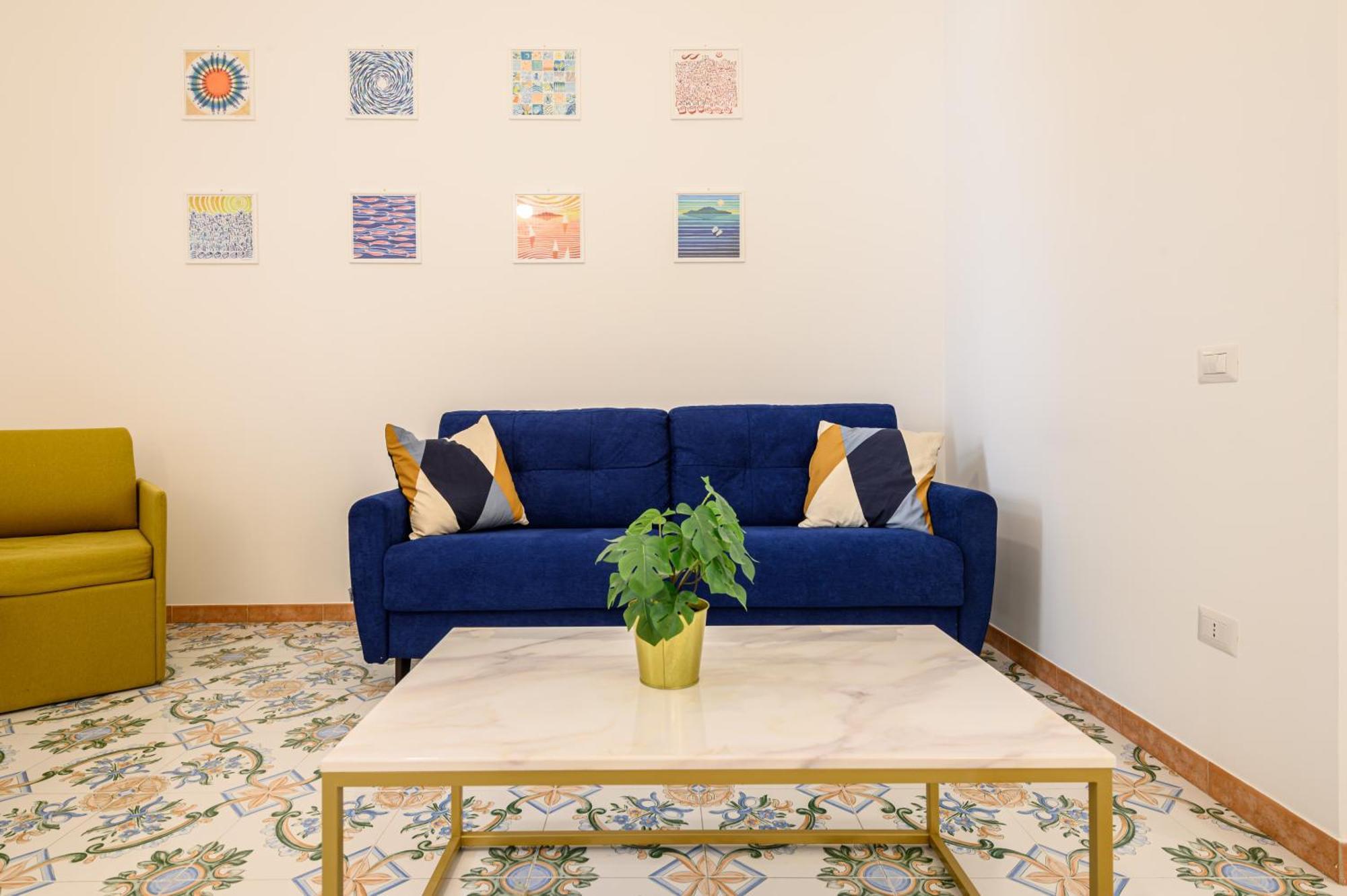 Guest House 121 Charming Apartment Naples Exterior photo
