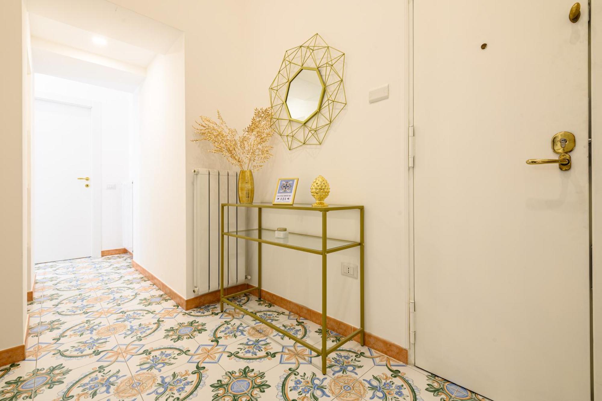 Guest House 121 Charming Apartment Naples Exterior photo