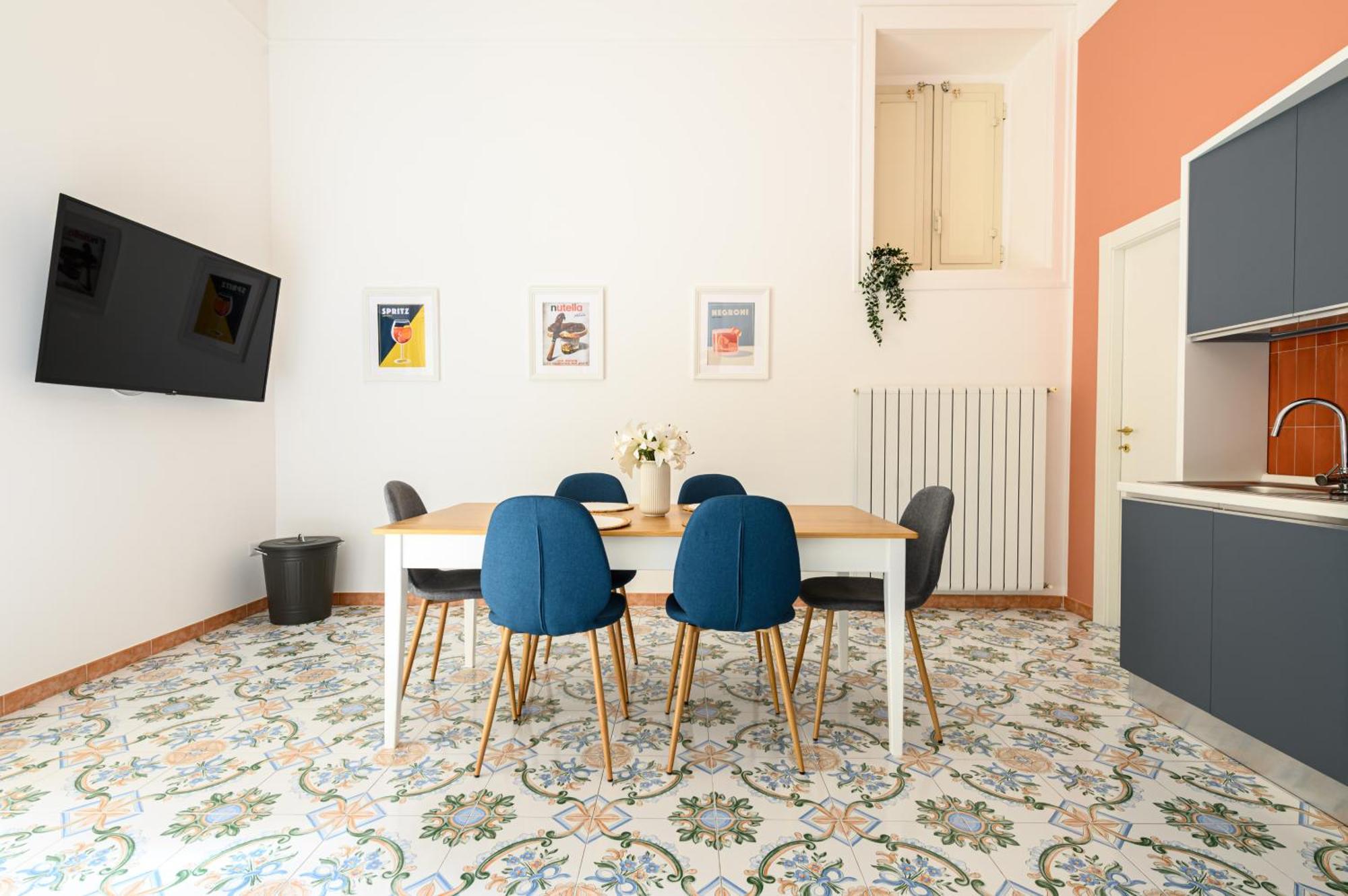 Guest House 121 Charming Apartment Naples Exterior photo